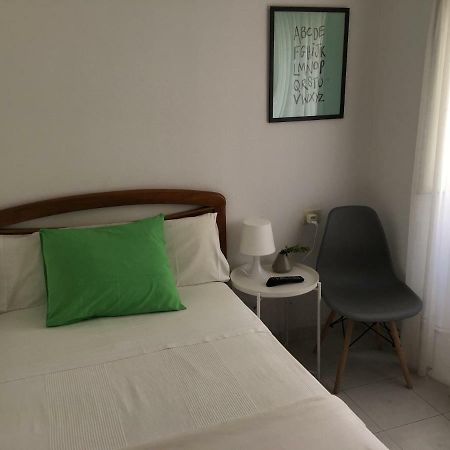 Pension Rosalia De Castro Hotel Foz Bagian luar foto
